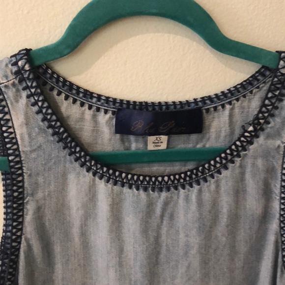 Denim tank, lighter wash, stitch detail. - Picture 3 of 6